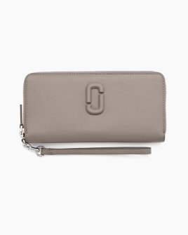 Гаманець жіночий Marc Jacobs The Covered J Marc Continental Wallet у гладкій шкірі сірий 2P4SMP013S02055 Гаманець жіночий Marc Jacobs The Covered J Marc Continental Wallet у гладкій шкірі сірий 2P4SMP013S02055