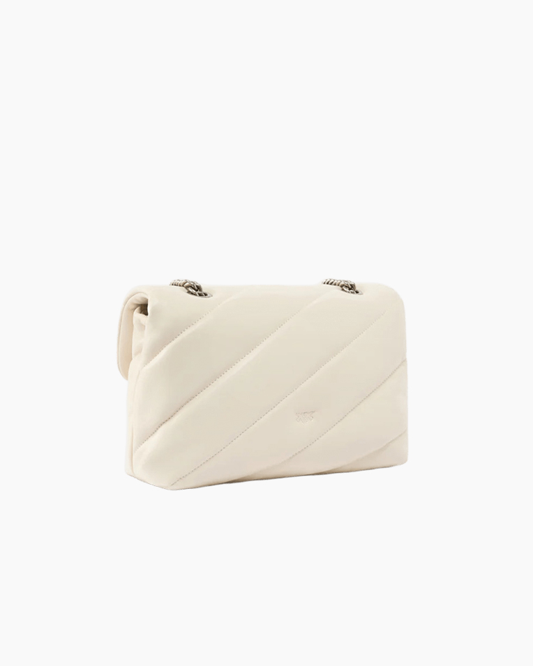 Сумка Pinko Love Puff Classic Cl Sheep Nappa через плечо с серебряной фурнитурой в стеганой коже белая 17x11х26 см 100038A0F2Z14O