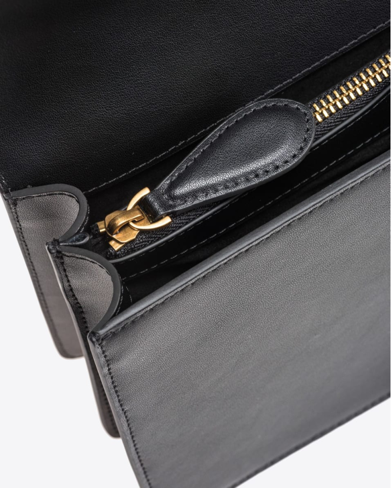 Сумка Pinko Classic Love Bag One Simply через плече з бронзовою фурнітурою у гладкій шкірі чорна 17x7х27 см 100053A0F1Z99Q