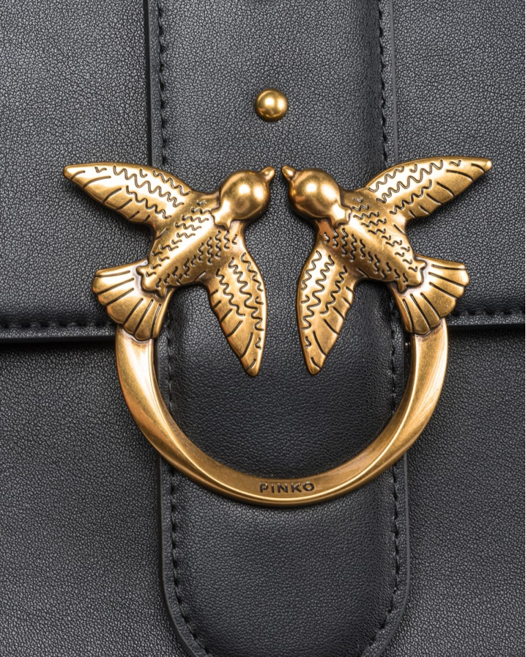 Сумка Pinko Classic Love Bag One Simply через плече з бронзовою фурнітурою у гладкій шкірі чорна 17x7х27 см 100053A0F1Z99Q