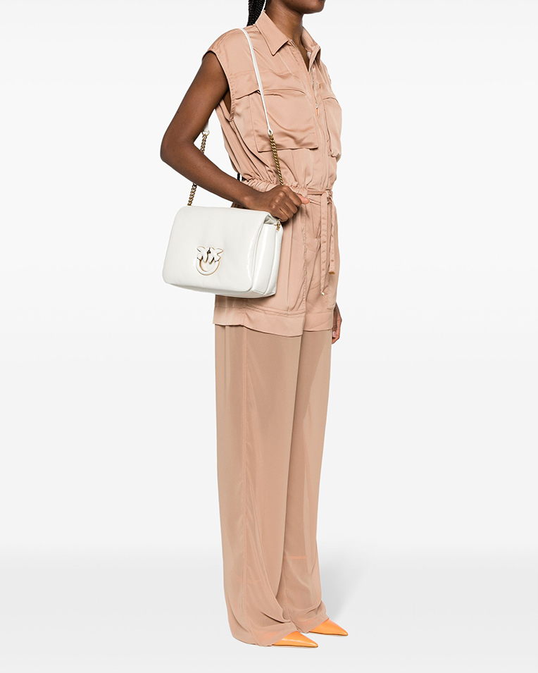 Сумка Pinko Classic Love Bag Click Puff in soft naplak через плечо с бронзовой фурнитурой в гладкой коже белый 19x12х26 см 101585A1J5Z14B