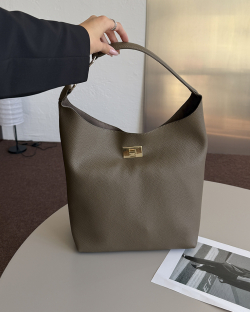 Сумка Ermanno Firenze Hobo Benjamin, через плечо серый, бежевый 29x15х32 см 12402267 beige