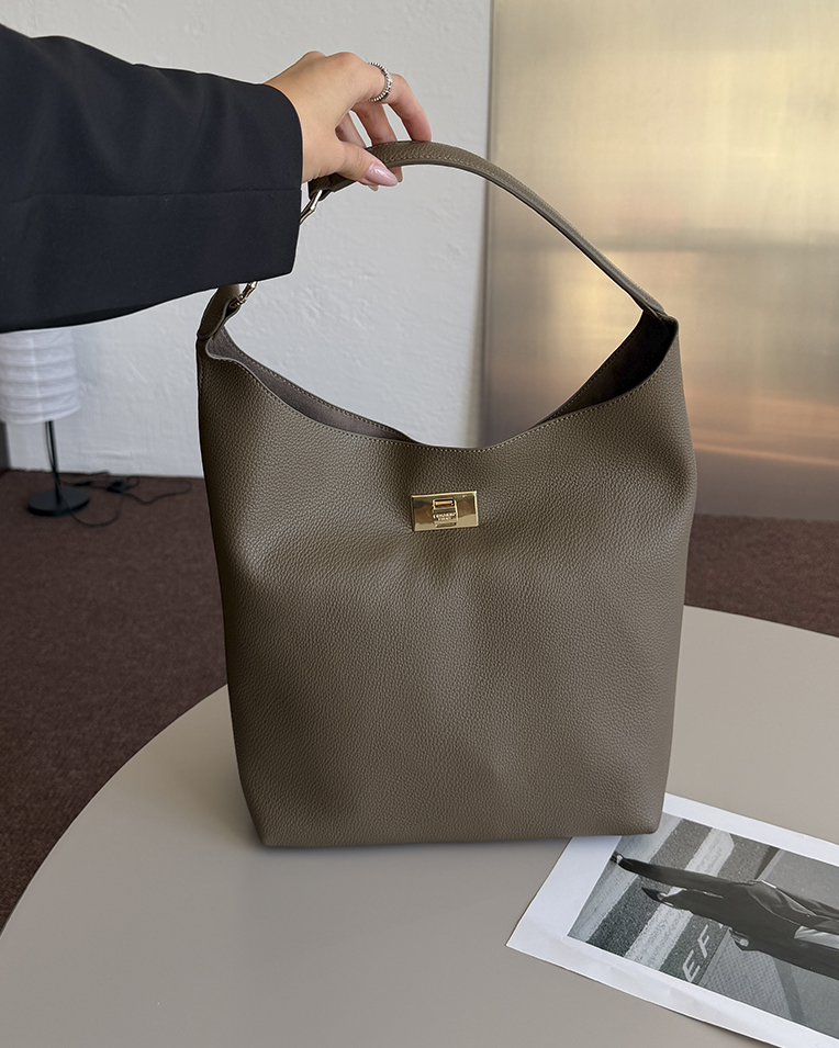 Сумка Ermanno Firenze Hobo Benjamin, через плечо серый, бежевый 29x15х32 см 12402267 beige