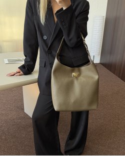 Сумка Ermanno Firenze Hobo Benjamin, через плечо серый, бежевый 29x15х32 см 12402267 beige