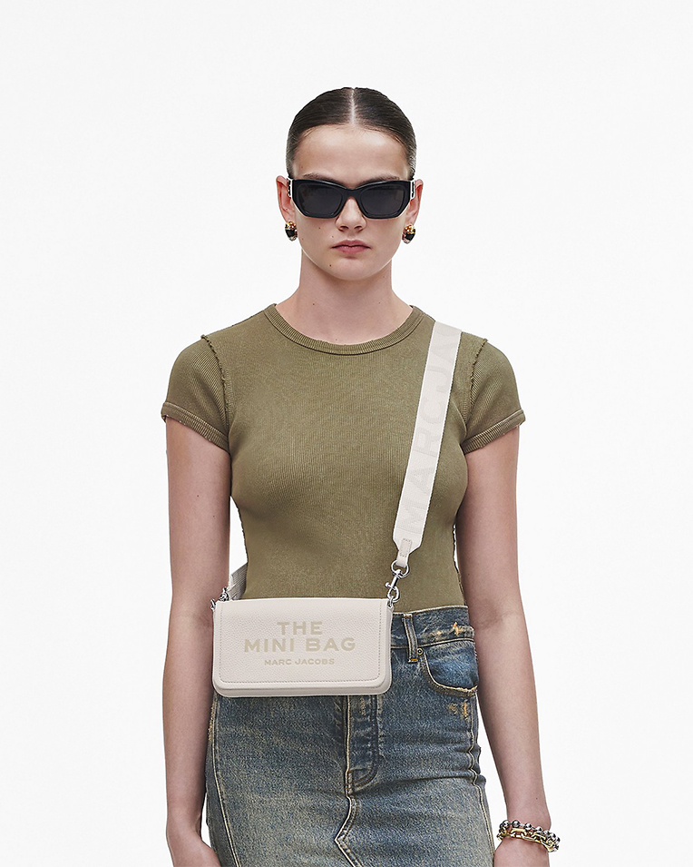Сумка Marc Jacobs The Leather Mini Bag, зернистая кожа слоновая кость 20x4х12 см 2S4SMN080S02137