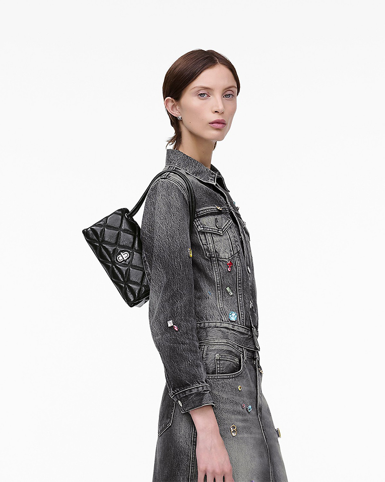 Сумка Marc Jacobs The Quilted Mini Dual Shoulder Bag через плечо стеганая кожа черный 11x11х22 см 2S5HSH023H02 001