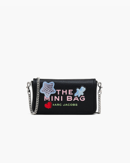 Сумка жіноча Marc Jacobs The Sticker Patch Mini Bag у зернистій шкірі чорний з нашивками 2S5SMN010S01 002 Сумка жіноча Marc Jacobs The Sticker Patch Mini Bag у зернистій шкірі чорний з нашивками 2S5SMN010S01 002