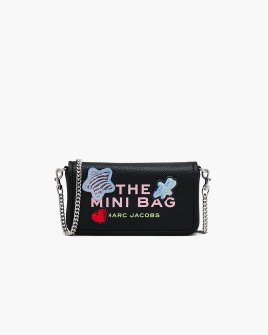 Сумка жіноча Marc Jacobs The Sticker Patch Mini Bag у зернистій шкірі чорний з нашивками 2S5SMN010S01 002 Сумка жіноча Marc Jacobs The Sticker Patch Mini Bag у зернистій шкірі чорний з нашивками 2S5SMN010S01 002
