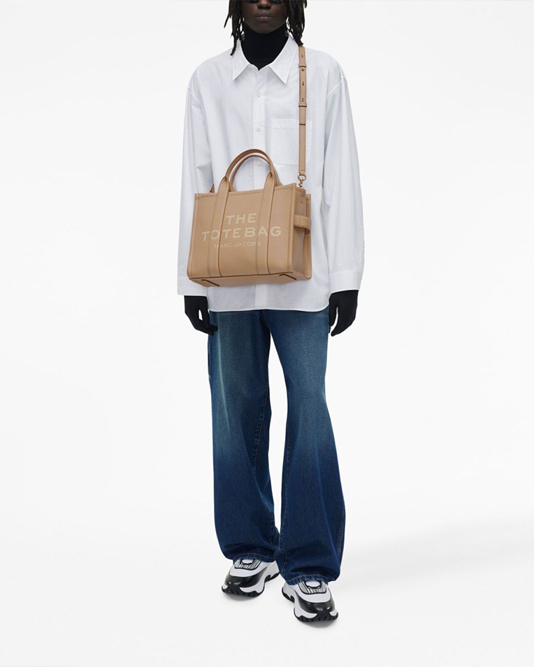 Сумка Marc Jacobs The Leather Medium Tote Bag, тоут зернистая кожа бежевый 34x15х27 см H004L01PF21230