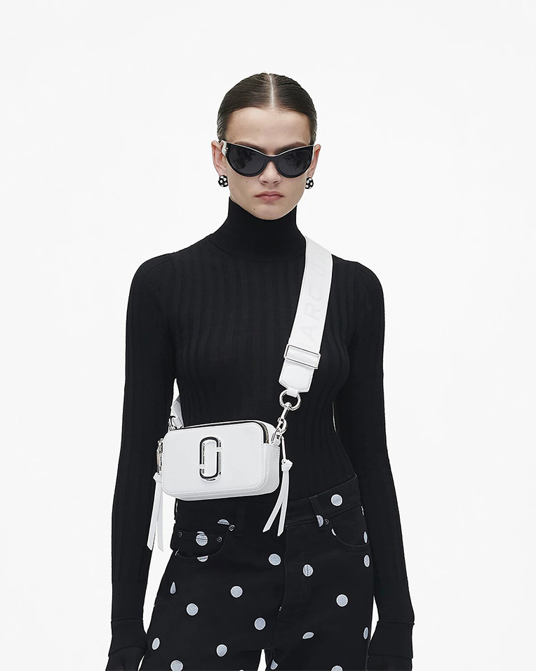 Сумка Marc Jacobs The Snapshot DTM, через плечо гладкая кожа белый 18x6х11 см M0014867100