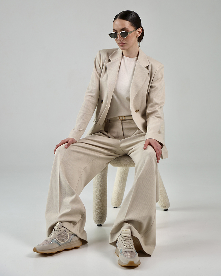 Женский костюм Max Mara жакет с брюками перфорация хлопок, молочный 2616911097001 2616781117001