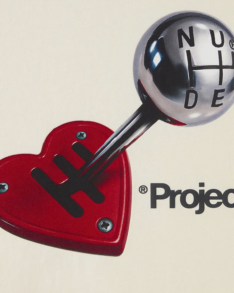Футболка унісекс Nude Project бавовна молочна з принтом clutch-tee-marshmallow Футболка унісекс Nude Project бавовна молочна з принтом clutch-tee-marshmallow