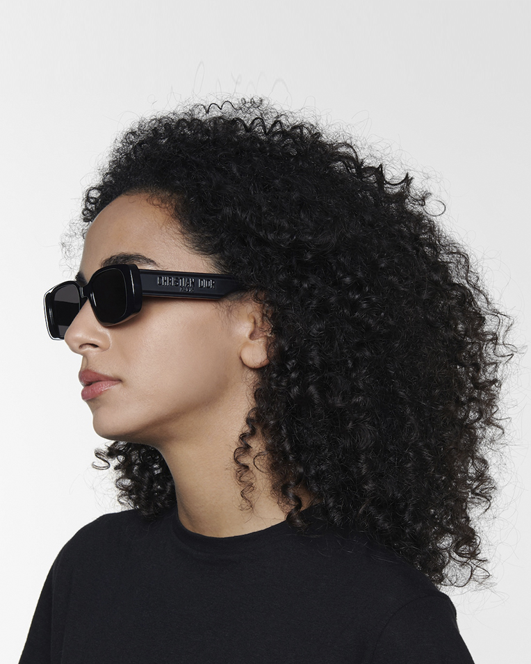 Сонцезахисні окуляри прямокутні Dior Eyewear у чорній оправі Wildior S2U Сонцезахисні окуляри прямокутні Dior Eyewear у чорній оправі Wildior S2U