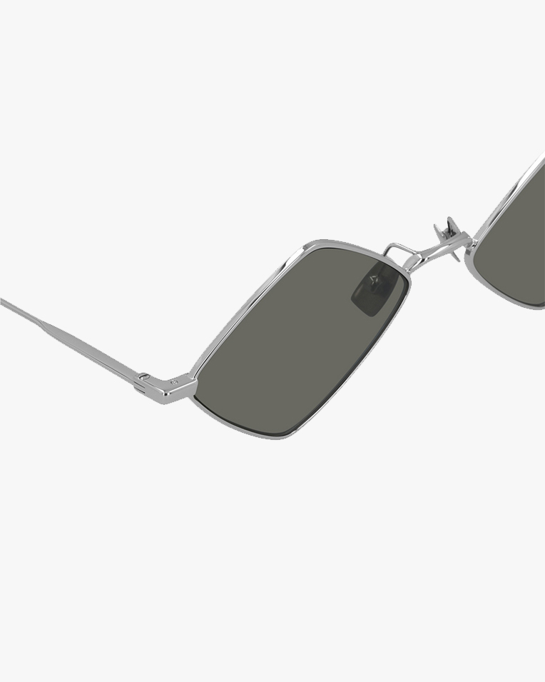 Сонцезахисні окуляри ромби Saint Laurent у срібній оправі SL 302 LISA 001