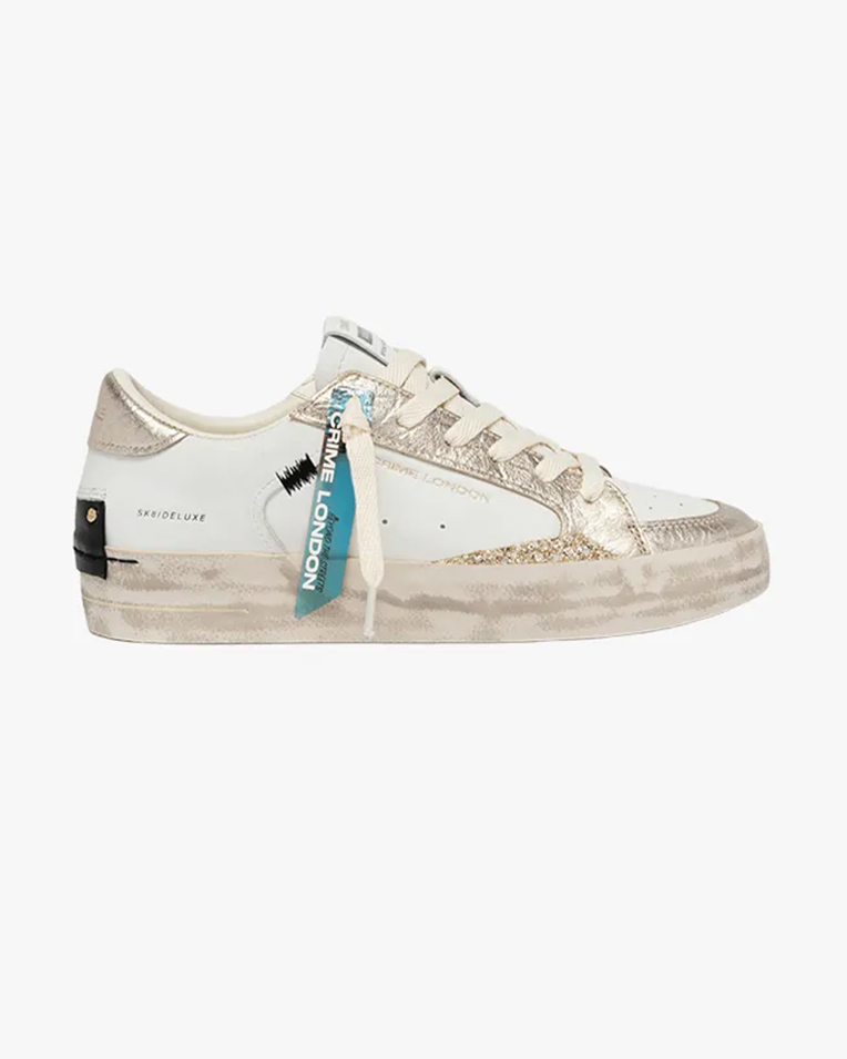 Женские кеды Crime London SK8 Deluxe кожа белые с золотыми вставками и дополнительной шнуровкой 29125EE8.10