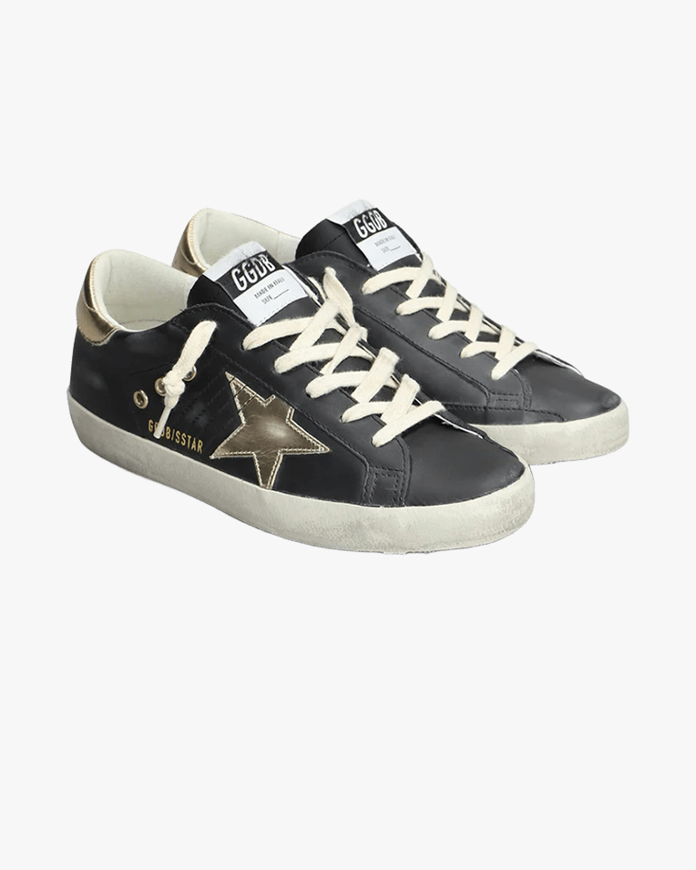 Жіночі кеди Golden Goose Super-Star Classic чорна шкіра з золотими вставками GWF00101F00687590200